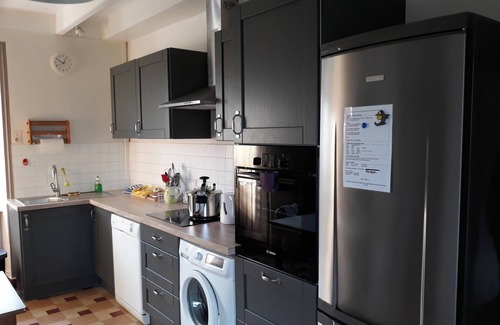 Plehedel House | Homerez - Comfortable house in Plehedel with a fireplace