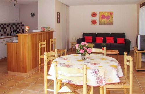Fayet Apartment | Homerez - Cosy apartment in Fayet with view, 55m²