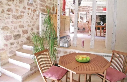 Villac House | Homerez - Cozy House with Garden View in Villac