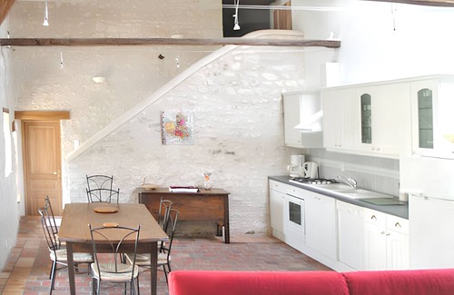 Braslou House | Homerez - Family house with spacious garden near Braslou