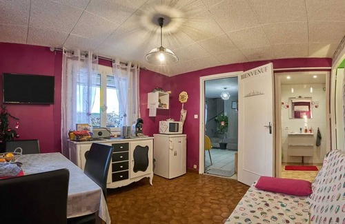 Saint-Victor-de-Cessieu Apartment | Homerez - Apt in Saint-Victor-de-Cessieu