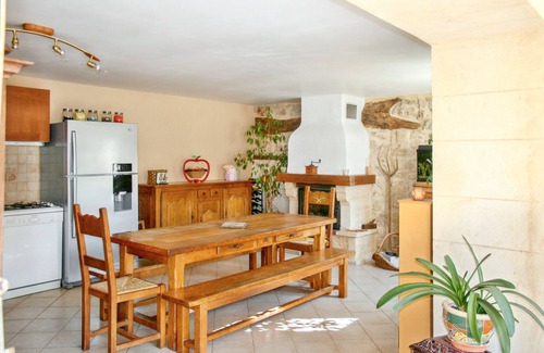 Saint-Victor-la-Coste House | Homerez - House in Saint-Victor-la-Coste