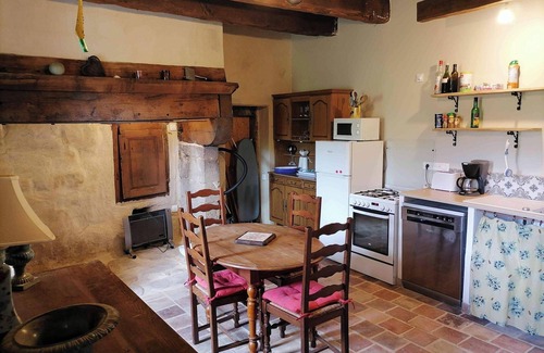 Saint-Andeol-de-Vals House | Homerez - House in Saint-Andéol-de-Vals