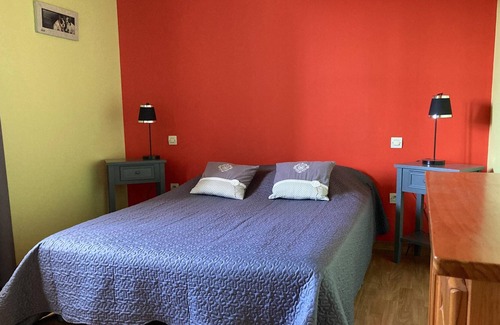 Beauvoir-sur-Mer House | Homerez - House 4 km away from the beach for 6 ppl. at Beauvoir-sur-Mer