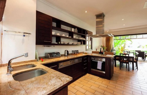 Eden Island House | Homerez - House in Mahé + sea view.