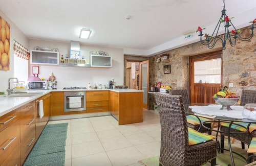 Amares House | Homerez - Luxurious House with Pool in Braga
