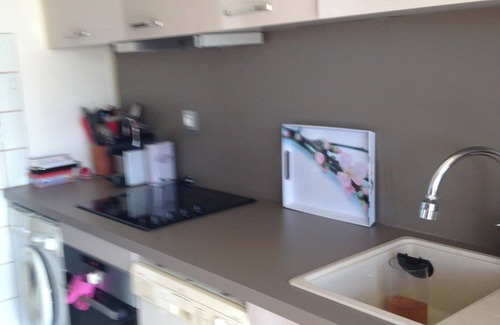 Bastide Giraud Apartment | Homerez - Modern Appt Villeneuve