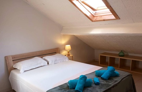 Saint-Nicolas Apartment | Homerez - Nice studio for 2 ppl. at Saint-Nicolas