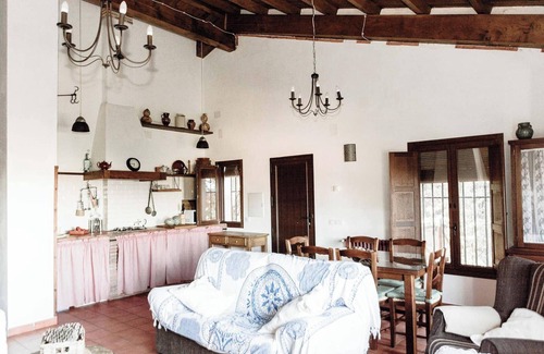 Monesterio Villa | Homerez - Peaceful villa in Monesterio with private pool