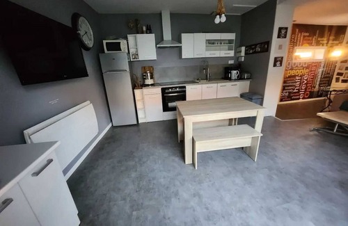 Cote Est Soquence House | Homerez - Quiet house, Le Havre