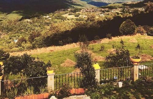 Silleda House | Homerez - Spacious house for 8 ppl. with terrace at Carboeiro de Francia