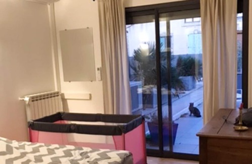 Le Bourg House | Homerez - Spacious house for 6 ppl. with garden, terrace and balcony at Narbonne