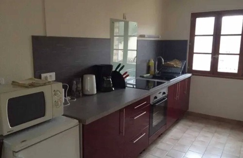 Chalandray House | Homerez - Welcoming House with Pool in Chalandray