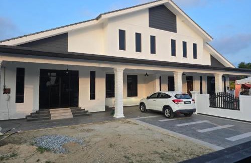Kota Bharu House | Homestay AH Binjai