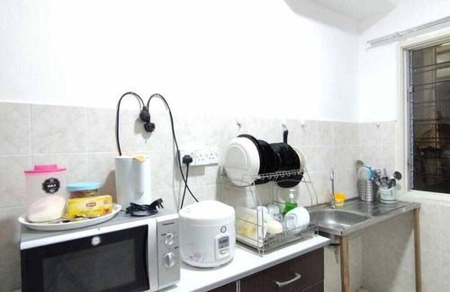 Ipoh Apartment | HOMESTAY AINIS GUEST HOUSE