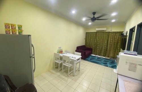 Kuala Kangsar House | Homestay Cikgu Fatin (MUSLIM)