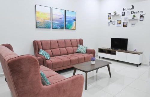 Bukit Baru House | Homestay Comfort House at Melaka Bukit Baru