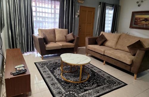 Bandar Baru Bangi Resort | Homestay FourSeasons @ Bandar Baru Bangi