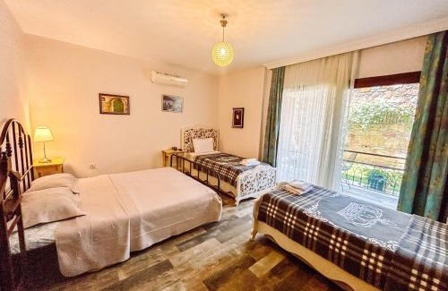 Kepez House | Homestay Guest House Dormitory Sleeping Rooms - BE MY GUEST
