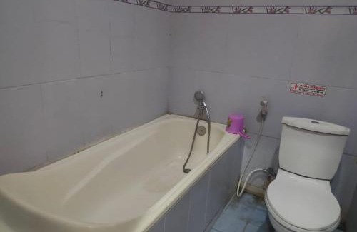Cirebon House | Homestay KenzieFaiz
