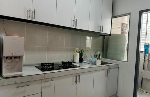Kampung Rawa Apartment | Homestay Kita @ Kita Impian