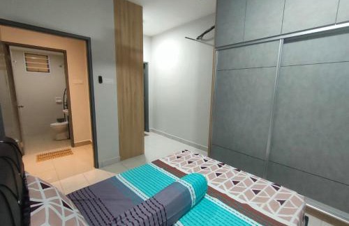 Putrajaya Apartment | Homestay Putrajaya Zurinn's Homestay Aircond