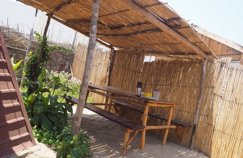 Toliara House | Homestay teepee with natural materials keeps freshness (ecolodge)