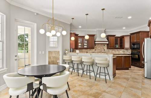 Reunion House | Homestead Luxe | 5 bed, 4.5 bath | Private Pool | Near Attractions