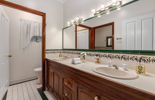Bonville Bed & Breakfast | Homestead Villa Up to 6 Guests Coffs harbour