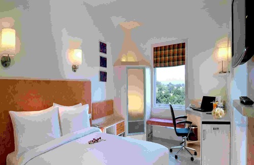 Chandigarh Hotel | Hometel Chandigarh