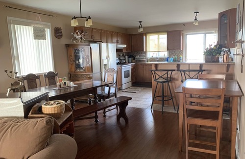 Riverside House | Hometown Folks’ Desirable Riverside/East Windsor