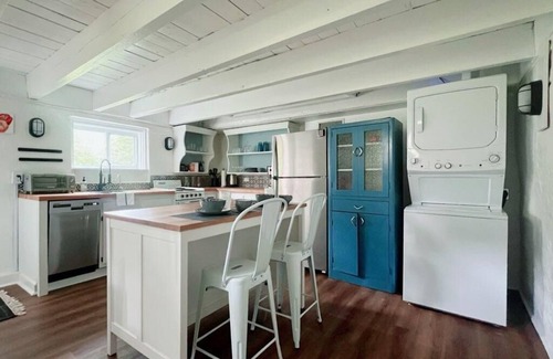 Ivy Cottage | Hometract Cottage, Historic Property, UVA/Charlottesville/Ivy