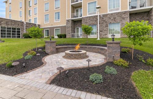Schenectady Hotel | Homewood Suites By Hilton Schenectady
