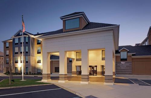 Ronkonkoma Hotel | Homewood Suites By Hilton Ronkonkoma
