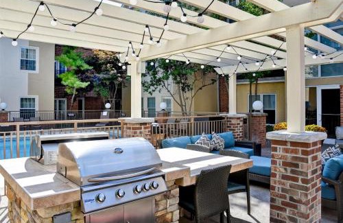 Waldron Hotel | Homewood Suites by Hilton Kansas City Airport