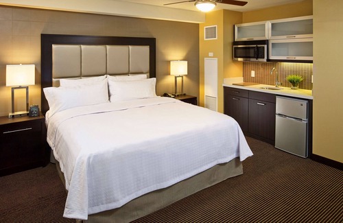 Central Hamilton Hotel | Homewood Suites by Hilton Hamilton, Ontario, Canada