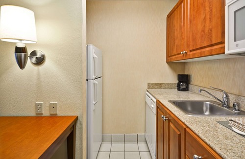Yorkshire Hotel | Homewood Suites by Hilton Newark-Wilmington South Area