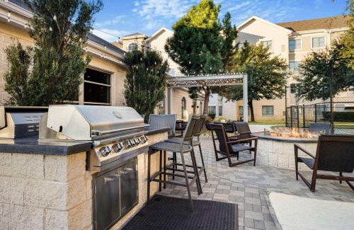 Plano Hotel | Homewood Suites by Hilton Plano-Richardson