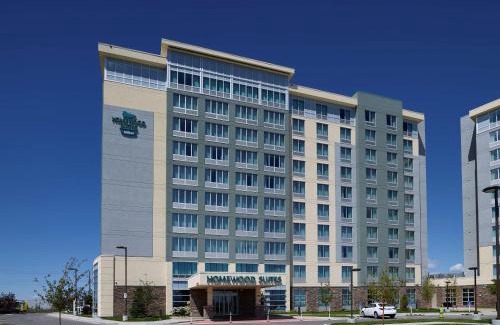 Calgary Hotel | Homewood Suites Calgary Airport