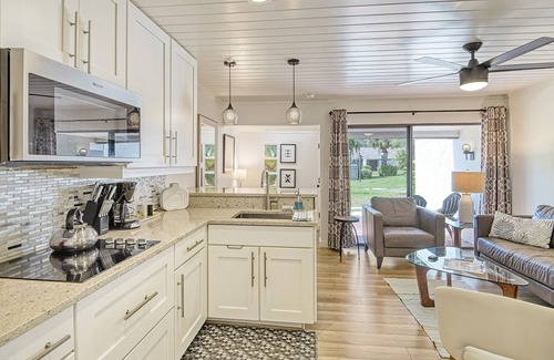 Bunker Oaks Condo | Homey 1bed/1bath condo The Meadows Pool View