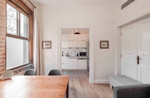 Galata Apartment | Homie Suites | Galata Tower | 1br Apartment #LU2B