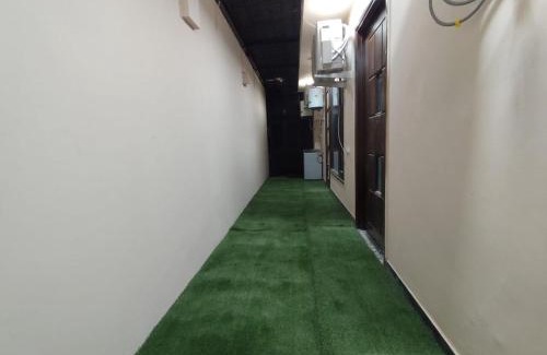 Dariyaganj Apartment | Homlee-Virasat 3BHK Flat Central DEL-Lift-Parking