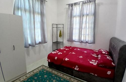 Marang Ski Chalet | Homstay Purnama Rusila 3 Bilik tidur