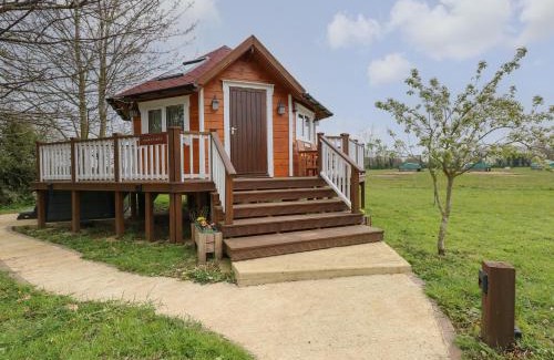 Pentney House | Honeybee Retreat