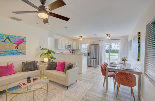 Dunedin Condo | Honeymoon Isl 1 Mi Exceptionally Clean Comfy King Beds Modern Freshly Remodeled