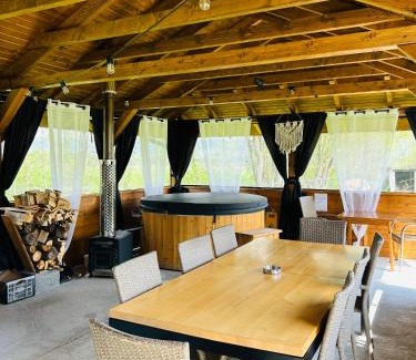 Krempachy Apartment | Honstryk Relax & Fun Apartamenty z balią i przestrzenią dla rodzin