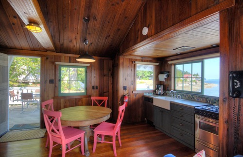 Hoodsport Cottage | Hood Canal, 1930's Beach Cottage, 315' Cove with Oysters!