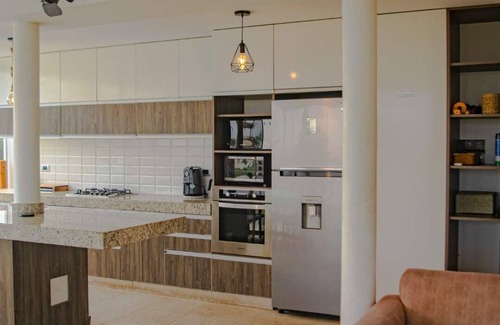 Ica Villa | HOP Malibu: luxury beachfront in Chincha