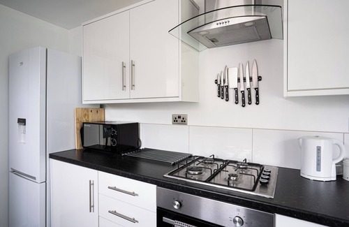 Irvine House | Hopetoun Bank House - For Families, Contractors and Groups