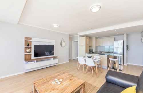 Cape Town Apartment | Horizon Bay 303 by HMH